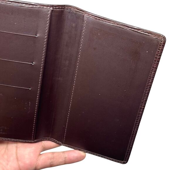 Louis Vuitton Long Wallet / Passport Case - Picture 14 of 14